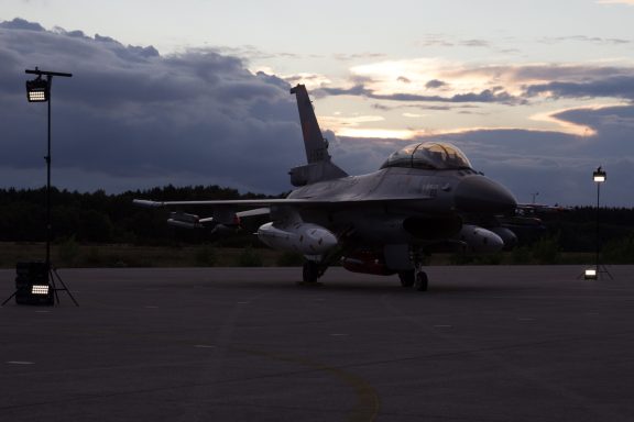F-16BM